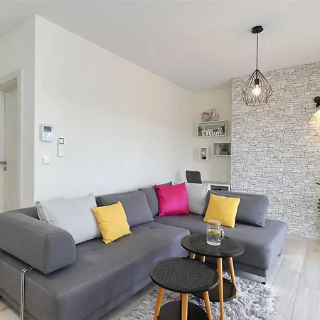 Apartment Luxury No 2 - Mit Terrasse *