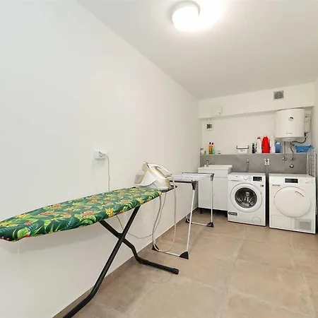 Apartment Luxury No 2 - Mit Terrasse *