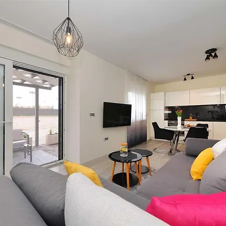 Luxury No 2 - Mit Terrasse Apartment *