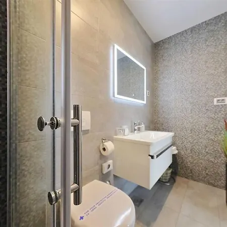 Luxury No 2 - Mit Terrasse Apartment *